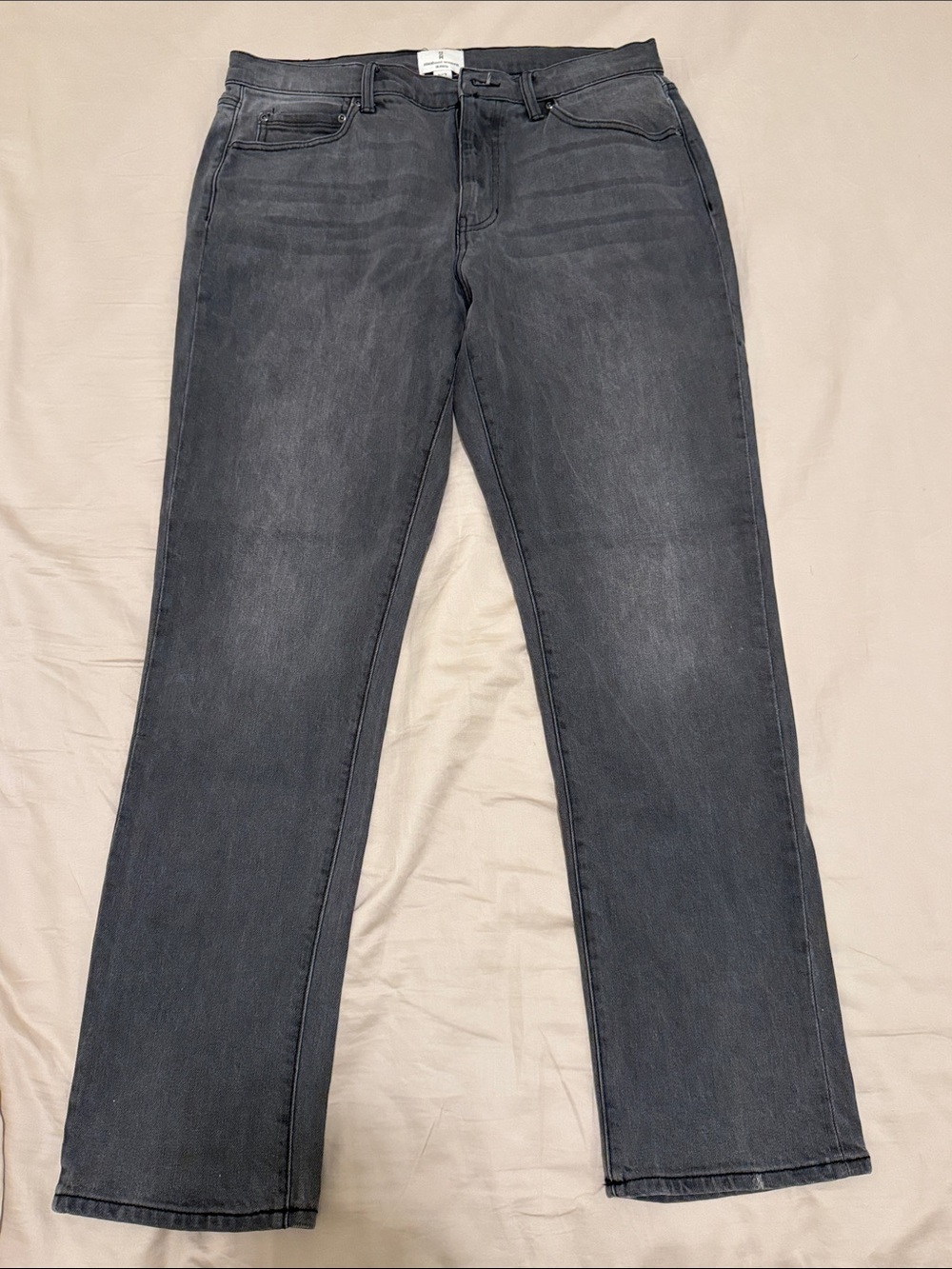 Men's Straight Jeans in Washed Charcoal - Classic Everyday Fit